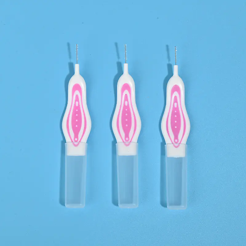 Three pink printed ergonomic curved handle interdental brushes with transparent protective tube, single size portable orthodontic teeth gap cleaners